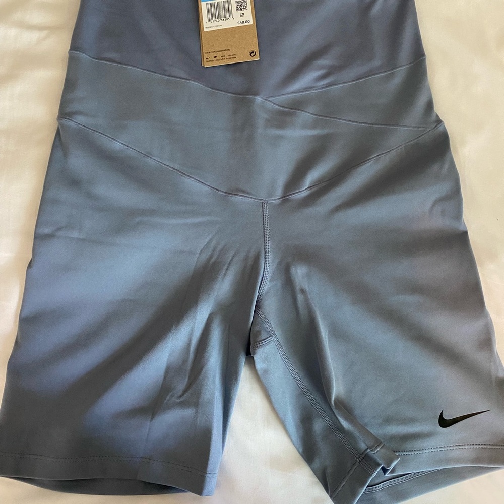 Nike Maternity Biker shorts